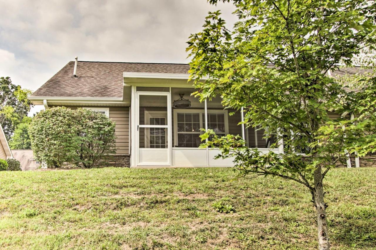 Home With Community Pool - 2 Miles To The Island! Pigeon Forge Eksteriør billede