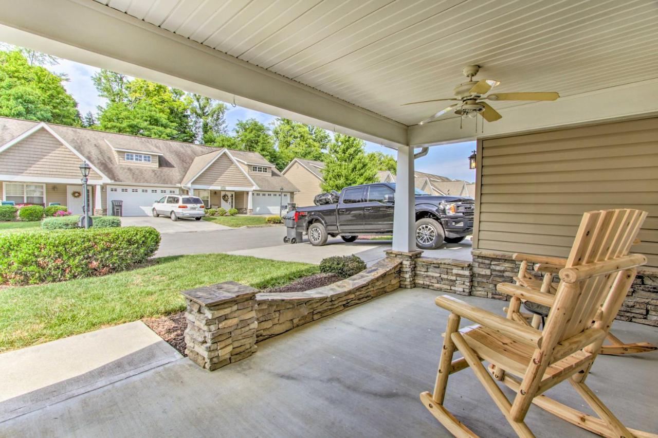 Home With Community Pool - 2 Miles To The Island! Pigeon Forge Eksteriør billede